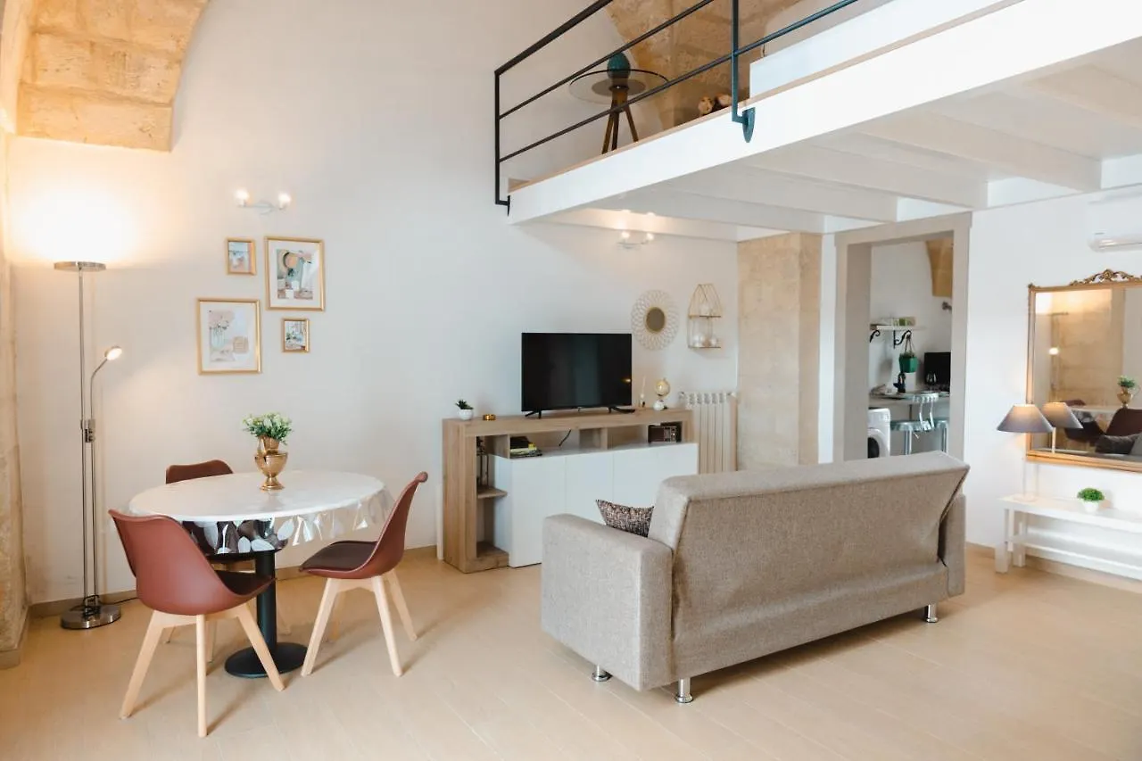 Semesterbostad Casa Alera Con Idromassaggio Villa Lecce